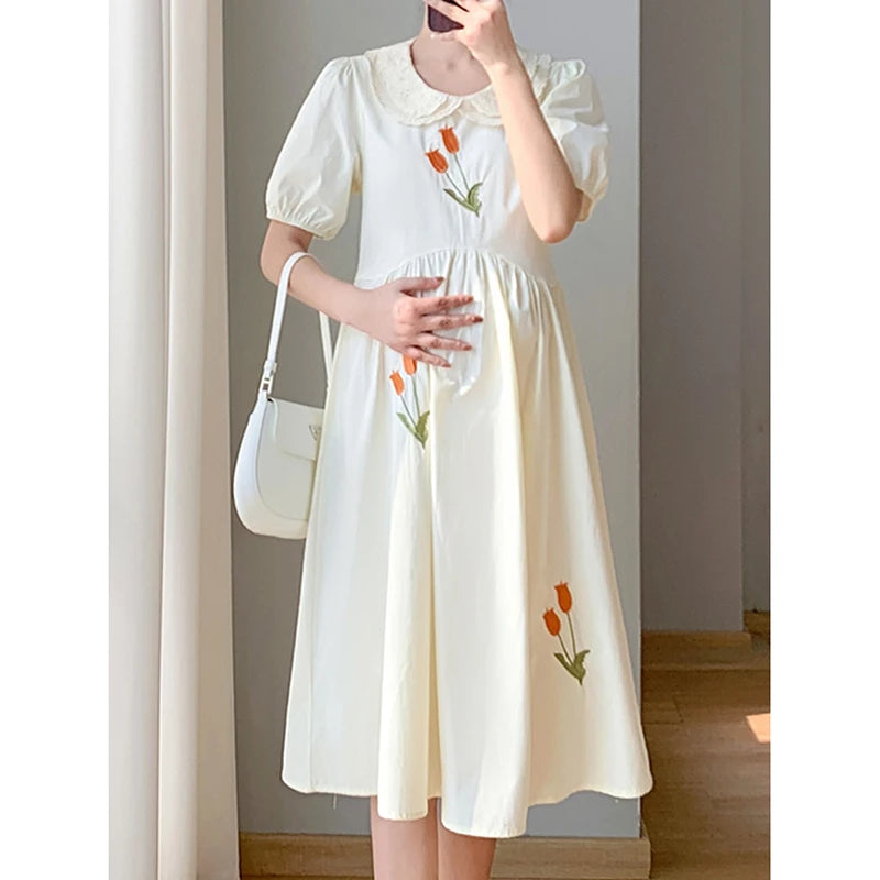 Sweet Embroidered Doll Collar Short Sleeve Medium Length Dress